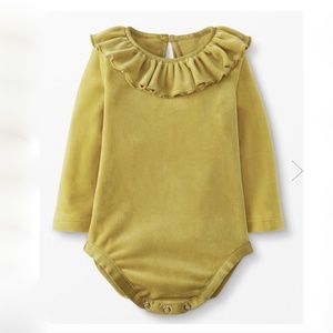Hanna Andersson Recycled Velour Ruffle Bodysuit